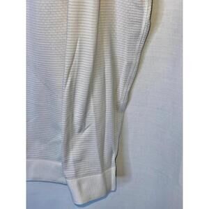 Lululemon Swiftly White Base Layer Stretchy Knit Top Thumbholes - Size Small